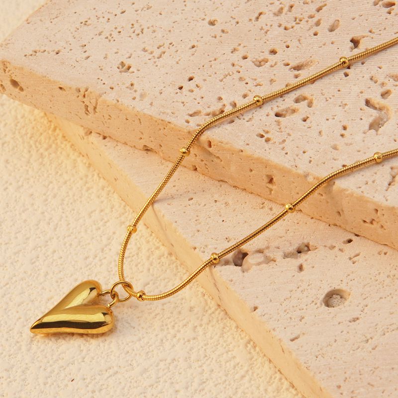 Parisian Heart Pendant Necklace – 18K Gold Plated