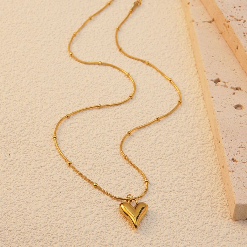 Parisian Heart Pendant Necklace – 18K Gold Plated